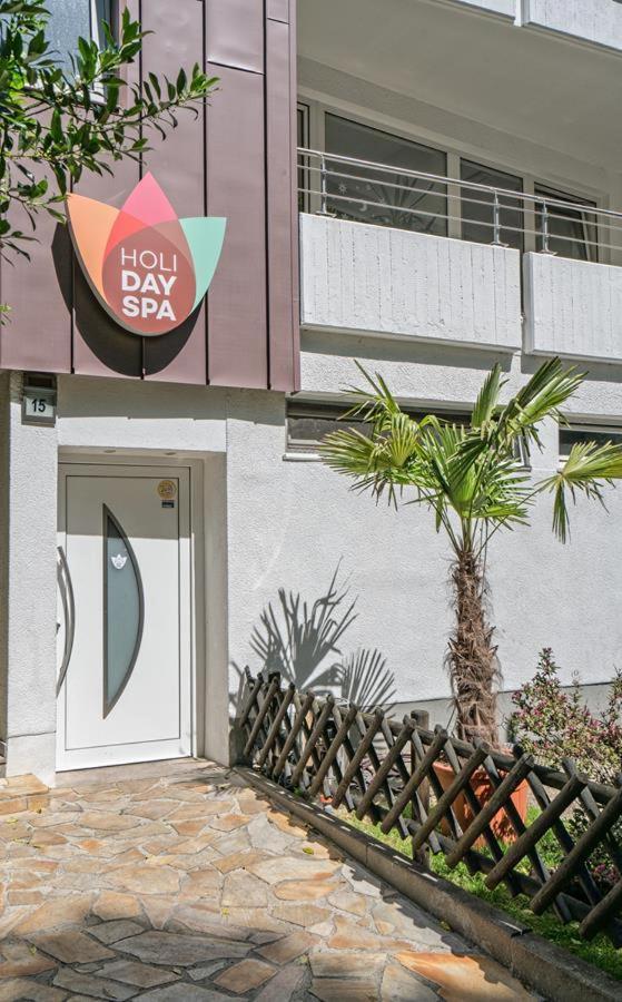 Holi Day Spa 2-Bett Zimmer App 3 Berlin Ngoại thất bức ảnh